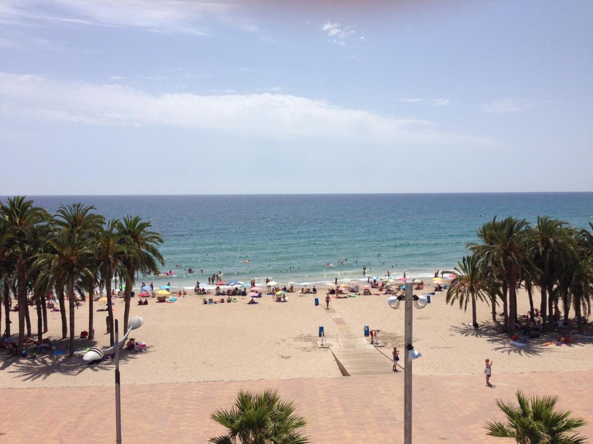 Apartamento En Primera Linea De Playa De 빌라조요사 외부 사진
